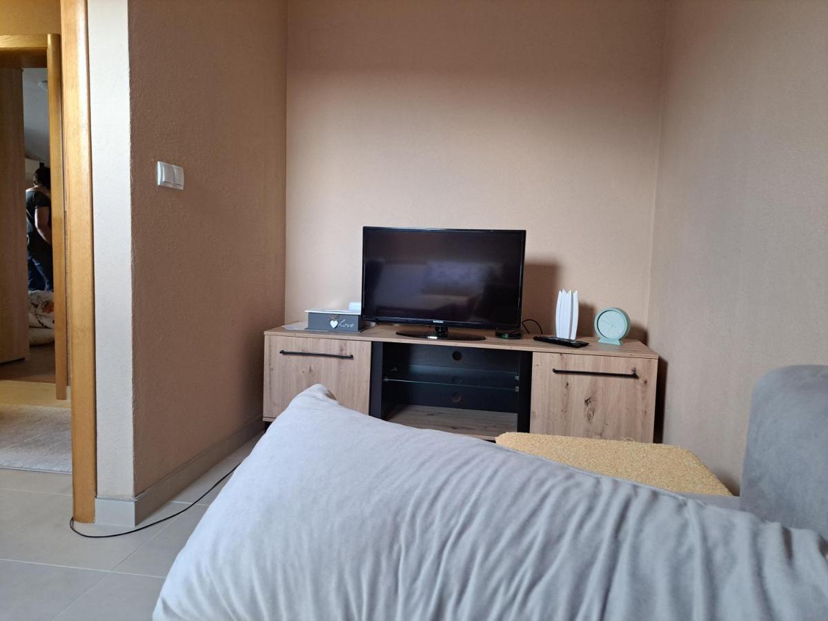 Kotor Varos Apartman Avram מראה חיצוני תמונה